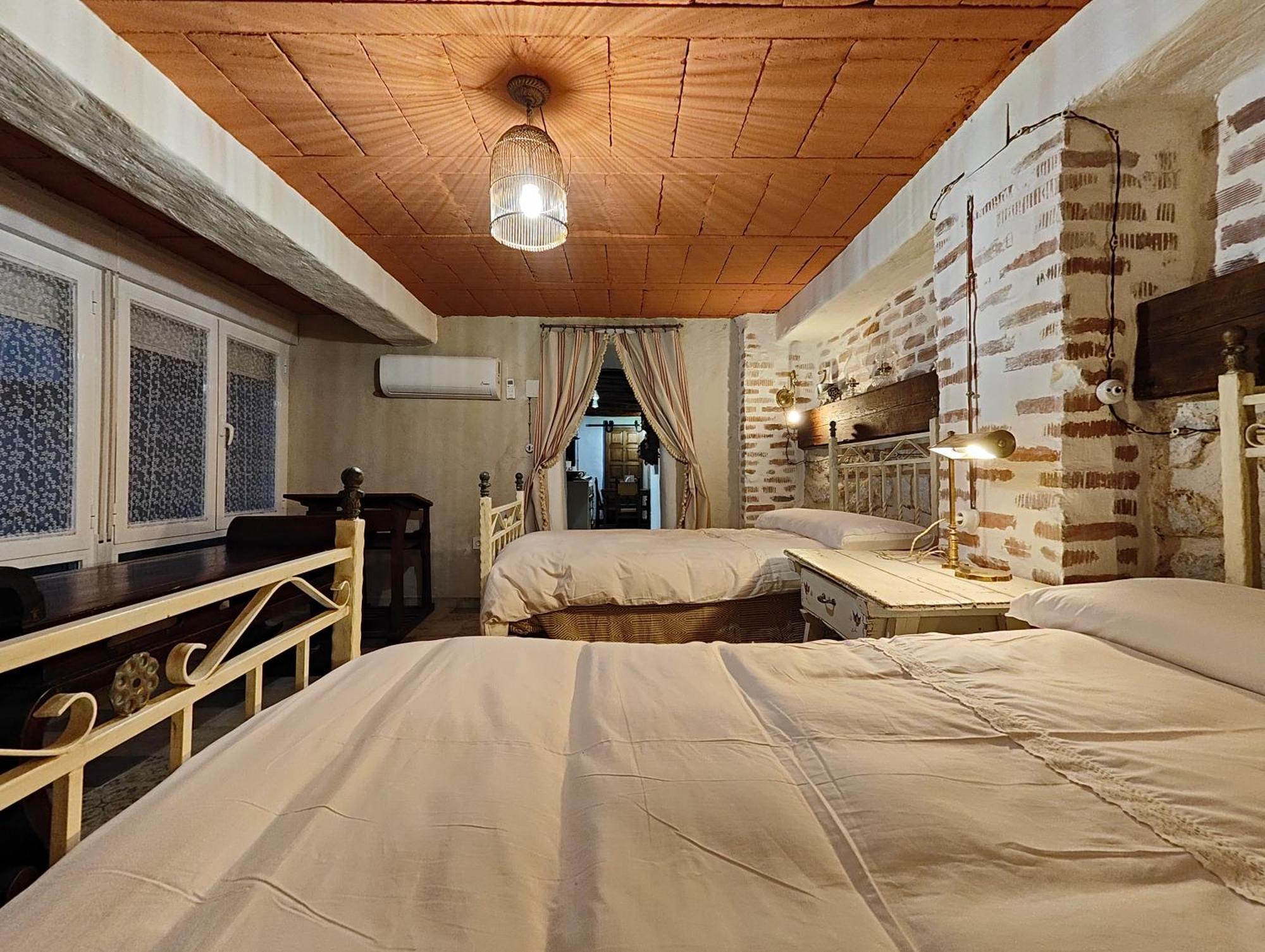 Apartamentos Casa Nino Montefrio Luaran gambar
