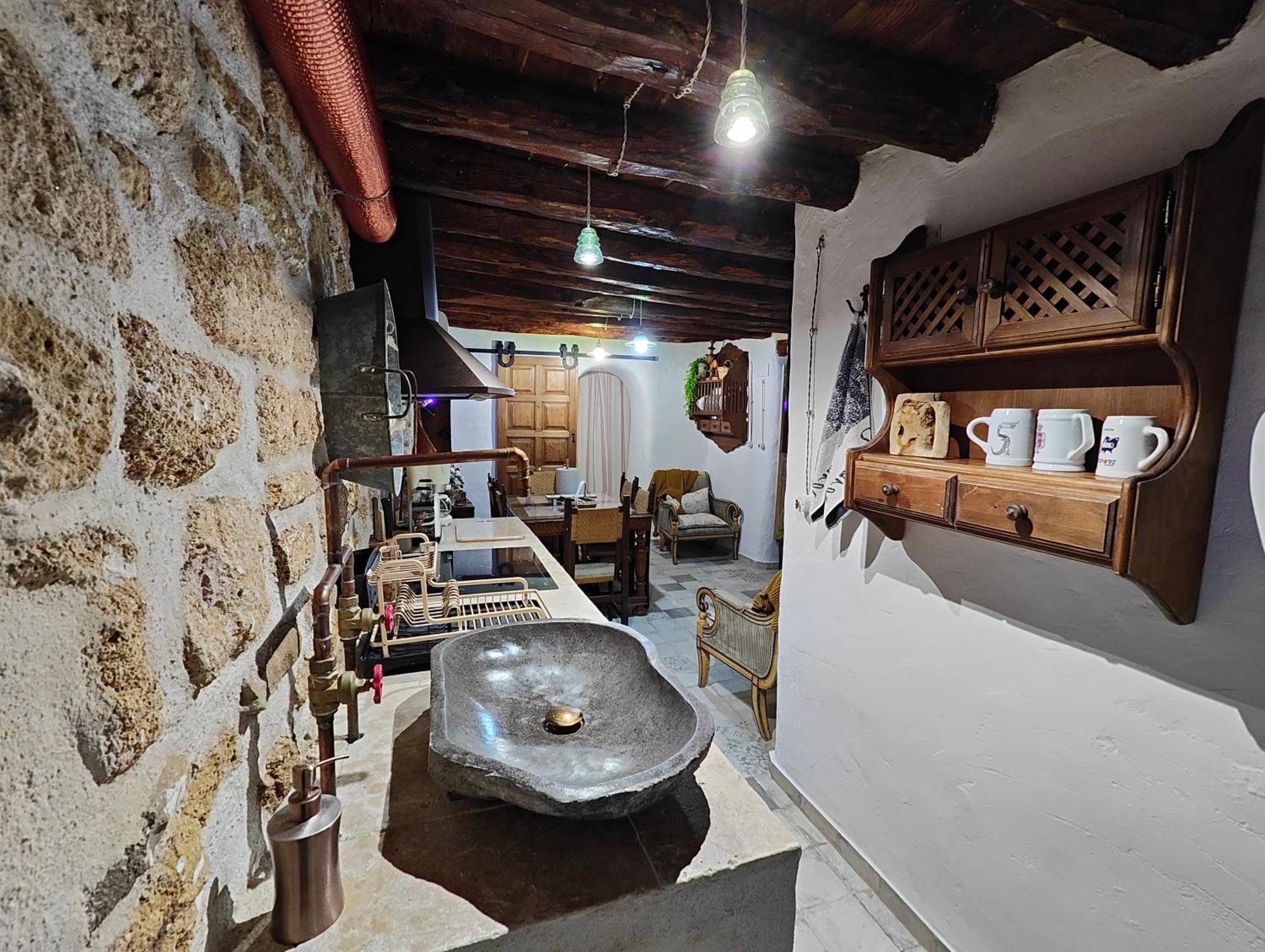 Apartamentos Casa Nino Montefrio Luaran gambar