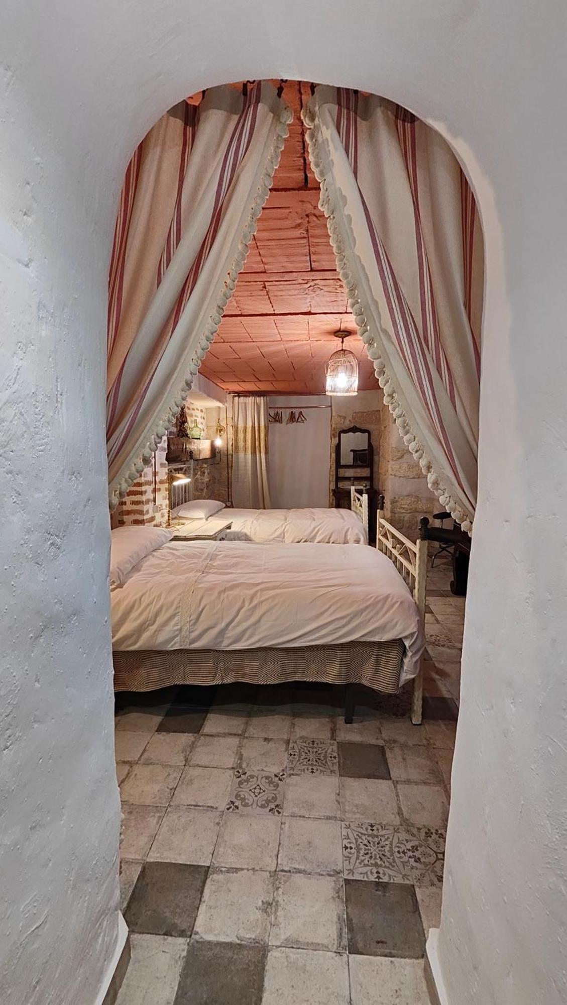 Apartamentos Casa Nino Montefrio Luaran gambar